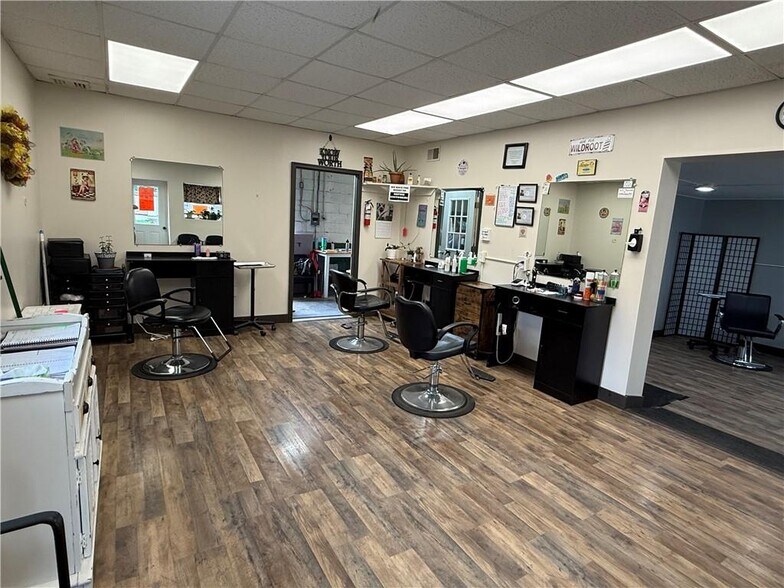 More Photos Of 24 Oneida St, Oneonta Restaurant For Sale