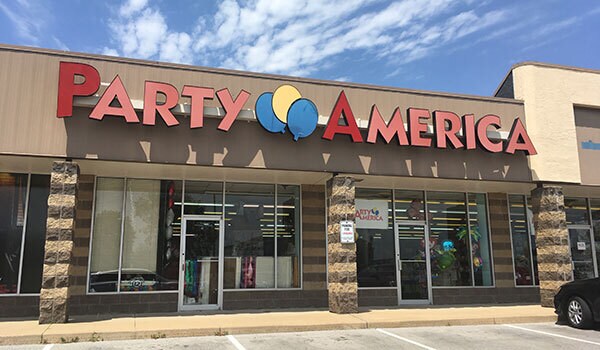 More Photos Of 2329 S Iowa St, Lawrence Unknown For Lease