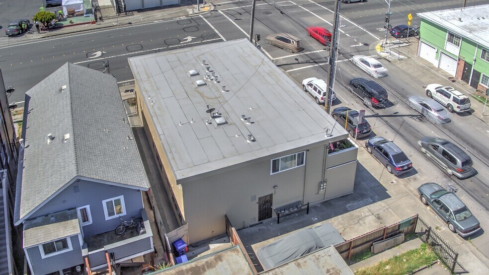 More Photos Of 500 22nd St, Richmond Apartments For Sale