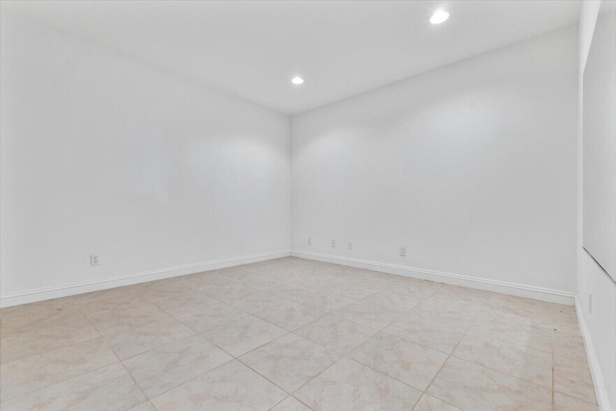 More Photos Of 4076-4080 Old Redwood Hwy, Santa Rosa Winery Vineyard For Sale