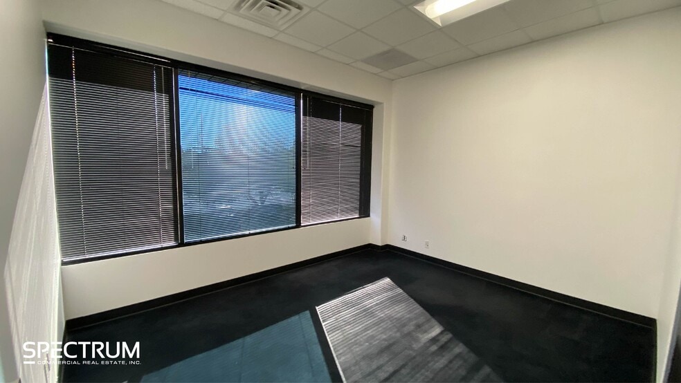 More Photos Of 21617-21621 Nordhoff St, Chatsworth Light Manufacturing For Lease