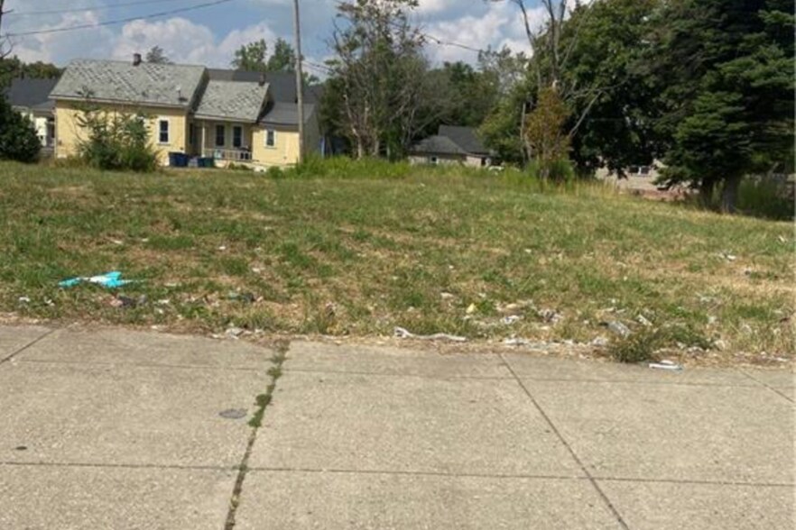 More Photos Of 1350 Broadway, Buffalo Land For Sale