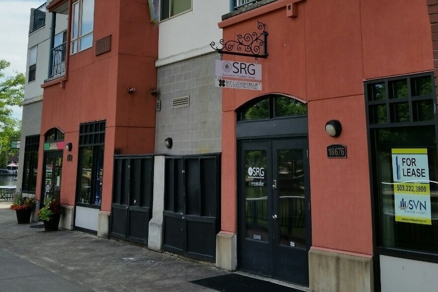 More Photos Of 18662-18678 SW Boones Ferry Rd, Tualatin Apartments For Lease