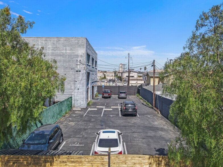 More Photos Of 5176 Santa Monica Blvd, Los Angeles Loft Creative Space For Lease