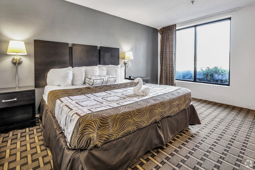 More Photos Of 343 W NC-561, Ahoskie Hotel For Sale