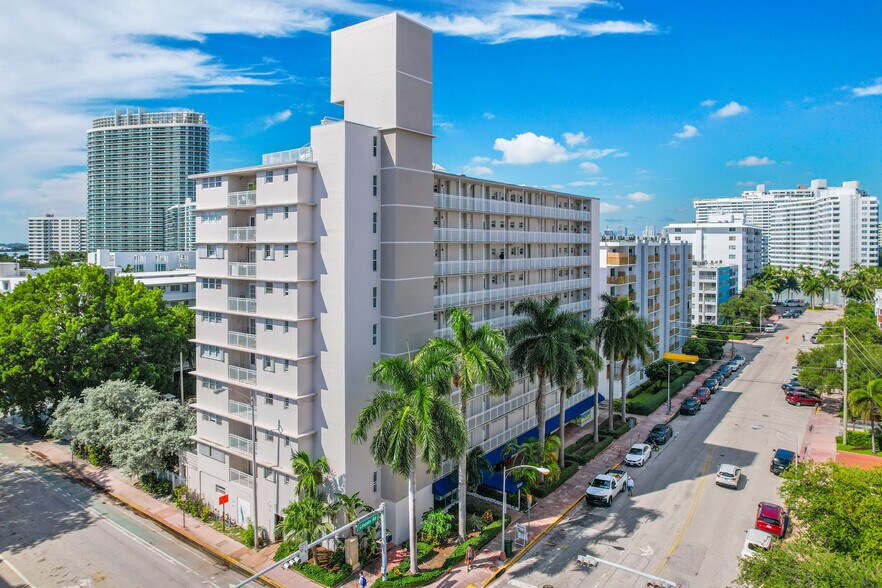 More Photos Of 1300 Lincoln Rd, Miami Beach Apartments For Sale