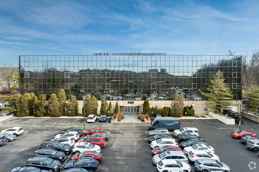 More Photos Of 3333 New Hyde Park Rd, New Hyde Park Unknown For Lease