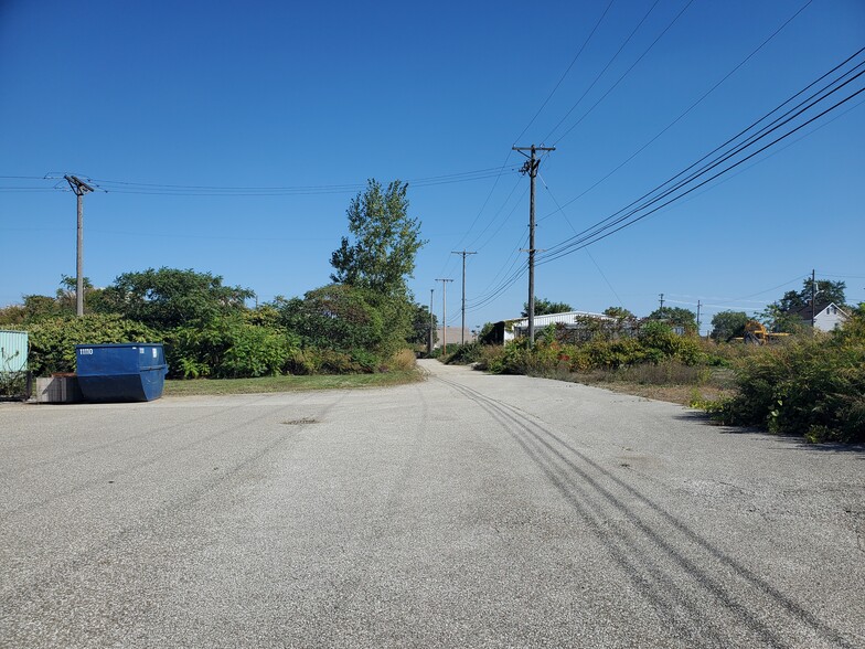 More Photos Of 1600 Cranberry St, Erie Warehouse For Sale