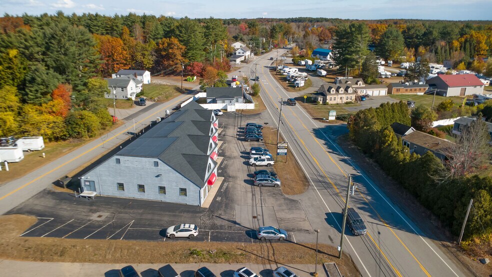 Primary Photo Of 112 Lafayette Rd, North Hampton General Retail For Sale