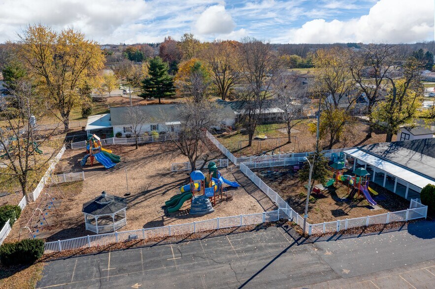 More Photos Of 100 Obetz Rd, Columbus Daycare Center For Sale