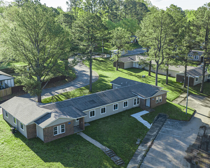 Primary Photo Of 2502 St. Elmo Ave, Memphis Apartments For Sale