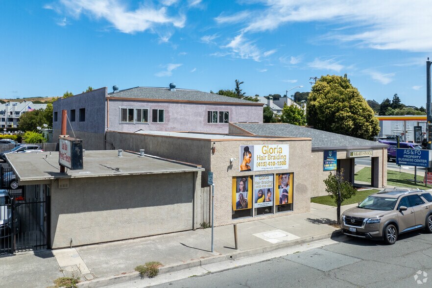 More Photos Of 3575 San Pablo Dam Rd, El Sobrante Office For Lease