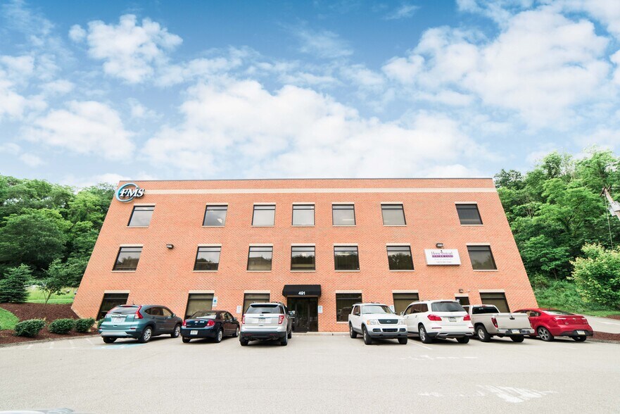 More Photos Of 491 E Bruceton Rd, Pleasant Hills Medical For Lease