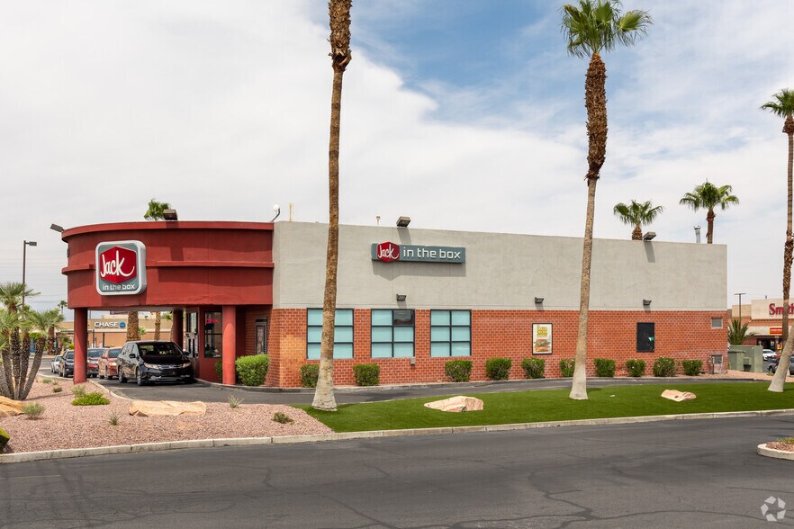 More Photos Of 2560-2620 S Maryland Pky, Las Vegas Storefront For Sale