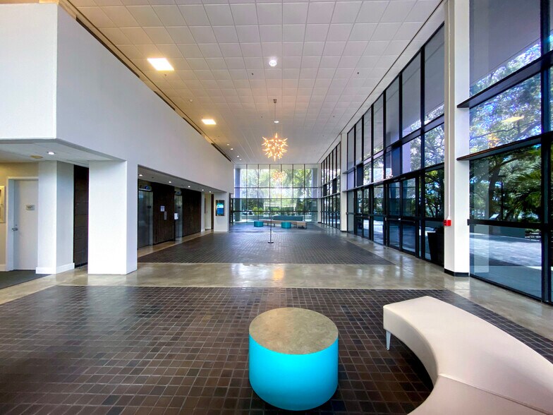 More Photos Of 19321 US Hwy 19 N, Clearwater Unknown For Sale