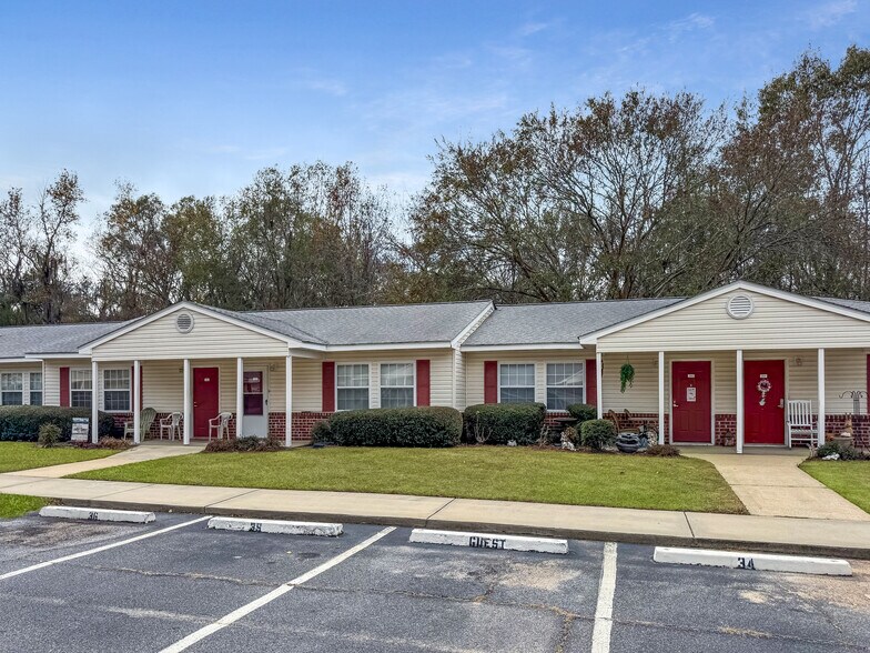 More Photos Of 1601 Radium Springs Rd, Albany Apartments For Sale