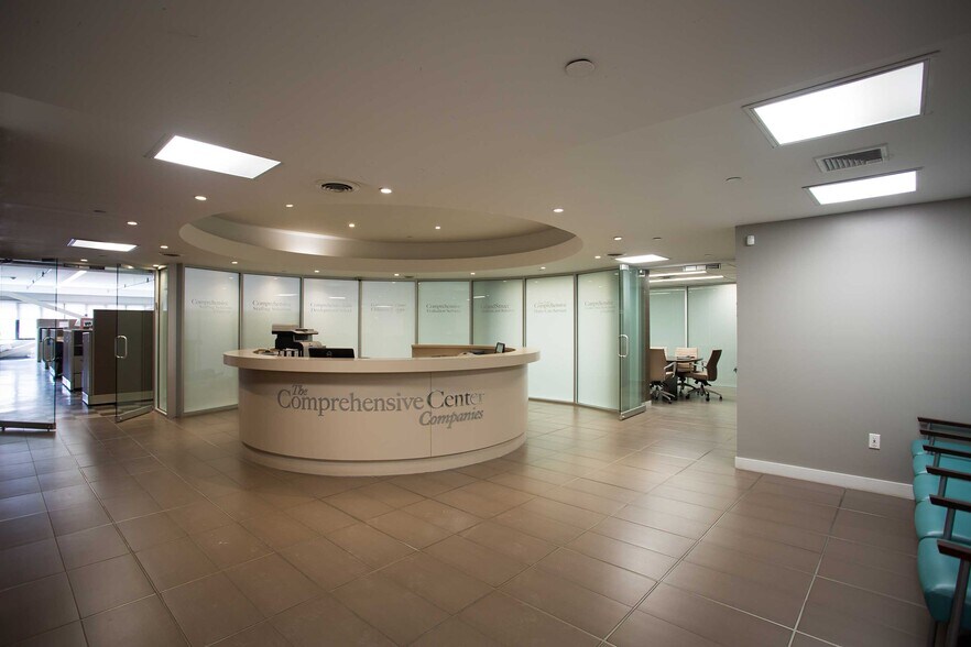 More Photos Of 126 Delancey St, New York Office For Sale