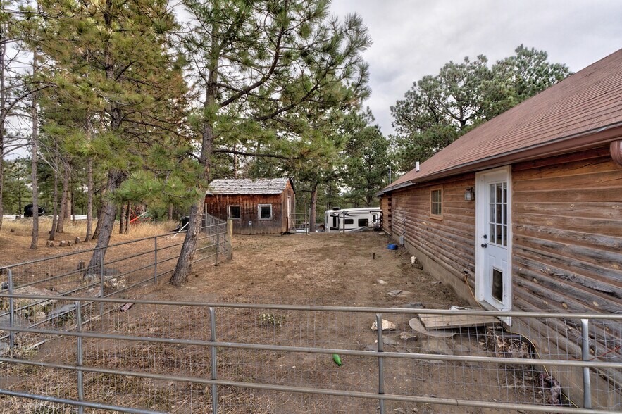 More Photos Of 1116 N 5th St, Custer Trailer Camper Park For Sale