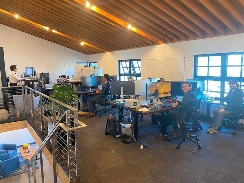 More Photos Of 113-117 Sierra St, El Segundo Loft Creative Space For Lease