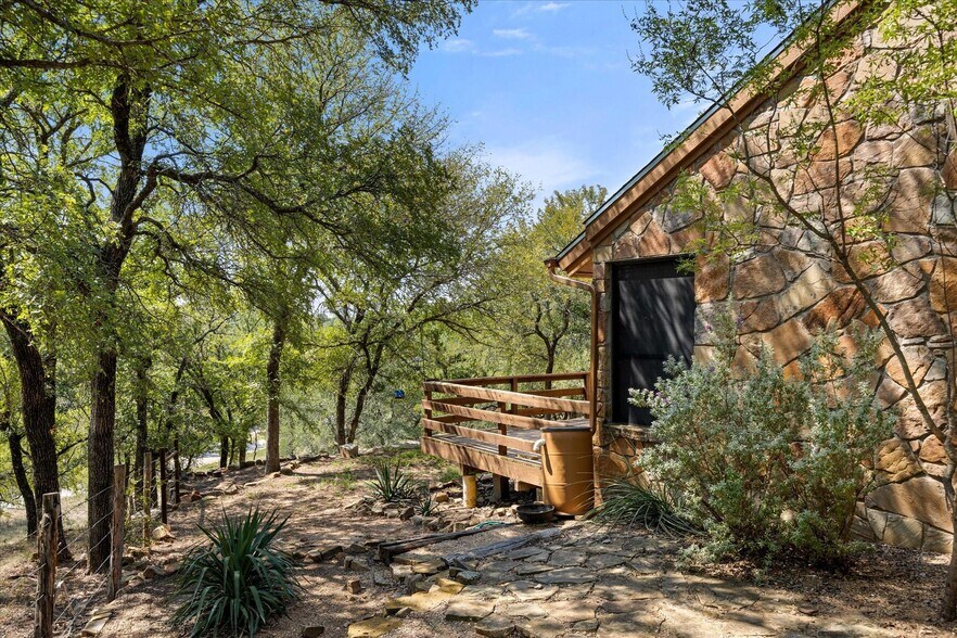 More Photos Of 11230 Light Rd, Lipan Land For Sale