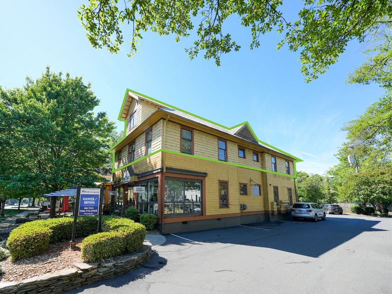 Primary Photo Of 220 East Blvd, Charlotte Office For Lease