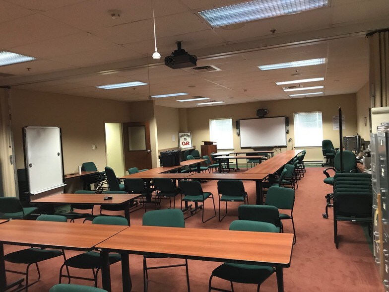 300 Laird St, Wilkes Barre, PA 18702 Office For Lease