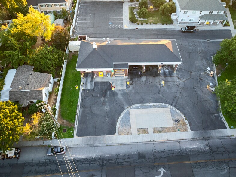 More Photos Of 125 W Center St, Pleasant Grove Specialty For Sale