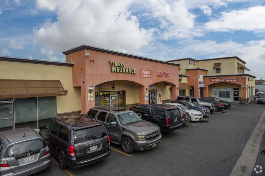 More Photos Of 2701 E Gage Ave, Huntington Park Unknown For Lease