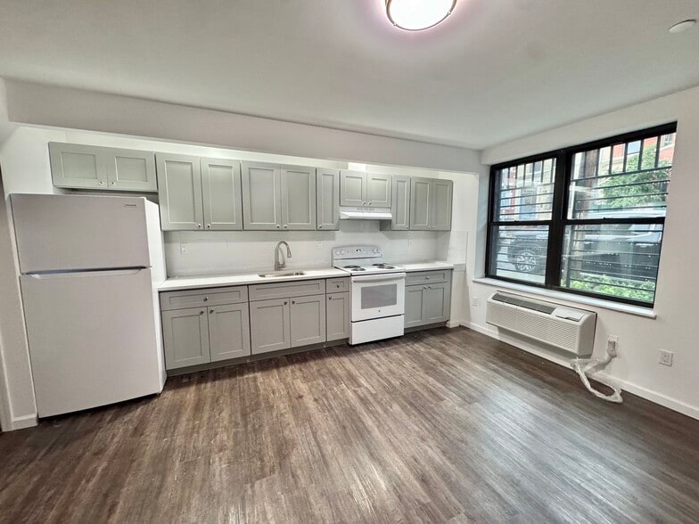 More Photos Of 1761 Topping Ave, Bronx Apartments For Sale