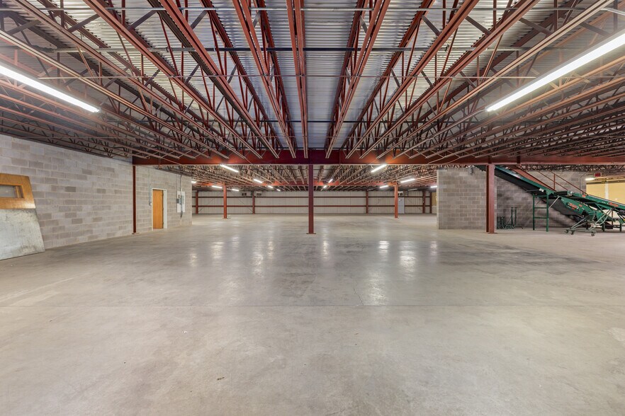 More Photos Of 888 Antler Dr, Casper Warehouse For Lease