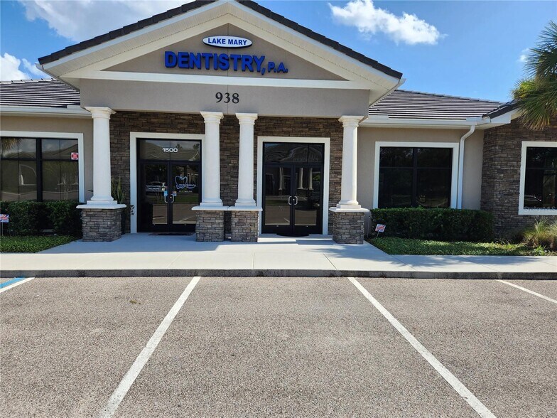 More Photos Of 938 International Pky, Lake Mary Medical For Lease