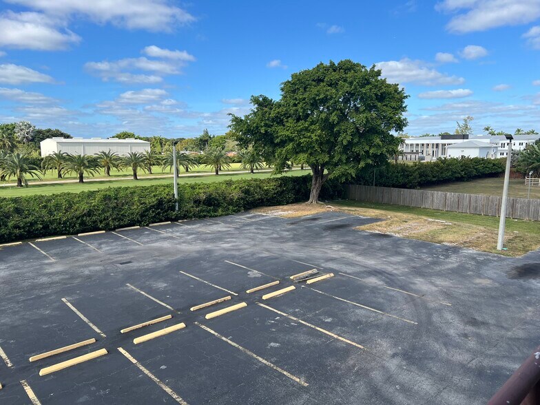 More Photos Of 5400 SW 122nd Ave, Miami Religious Facility For Lease