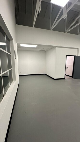 More Photos Of 7440-7460 San Ramon Rd, Dublin Unknown For Lease