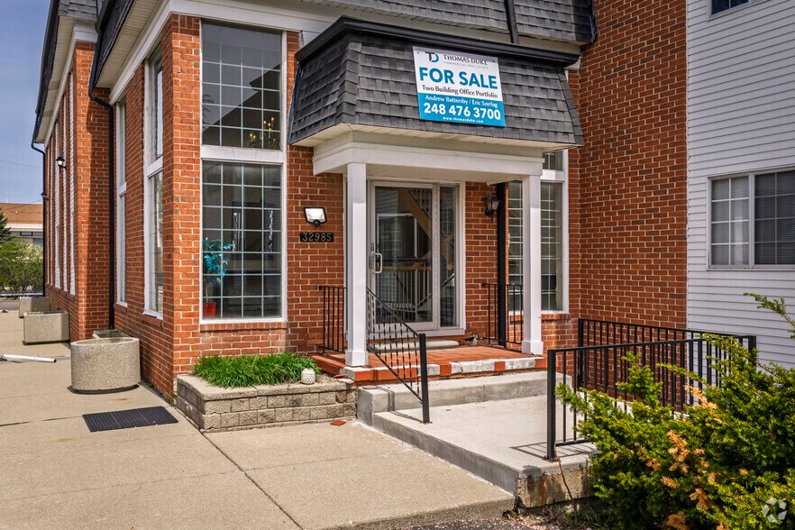 More Photos Of 32969 Hamilton Ct, Farmington Hills Office For Sale