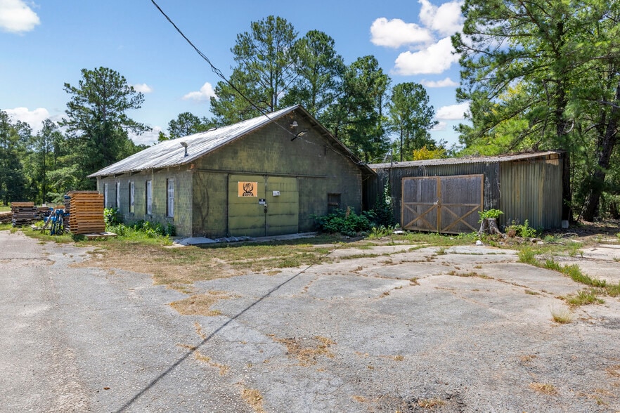 More Photos Of 1177 Richtex Rd, Winnsboro Showroom For Sale