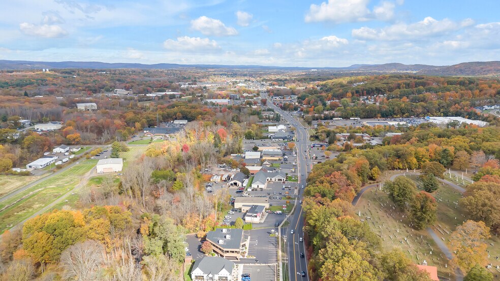 More Photos Of 72 Queen St, Southington Office For Lease
