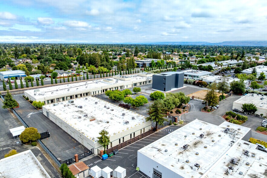 Primary Photo Of , Campbell Flex For Sale