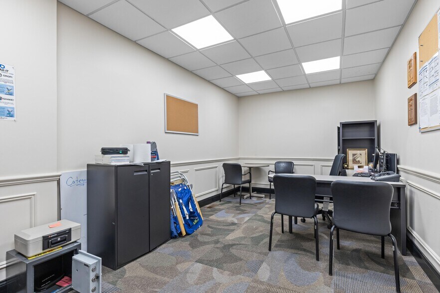 More Photos Of 393 Ramapo Valley Rd, Oakland Office Residential For Sale