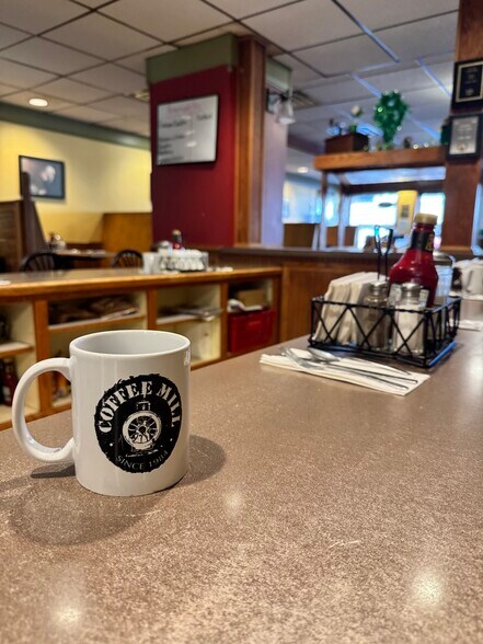 More Photos Of 256 S Main St, Zumbrota Storefront Retail Office For Sale