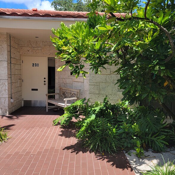 More Photos Of 7245 SW 87th Ave, Miami Office For Lease