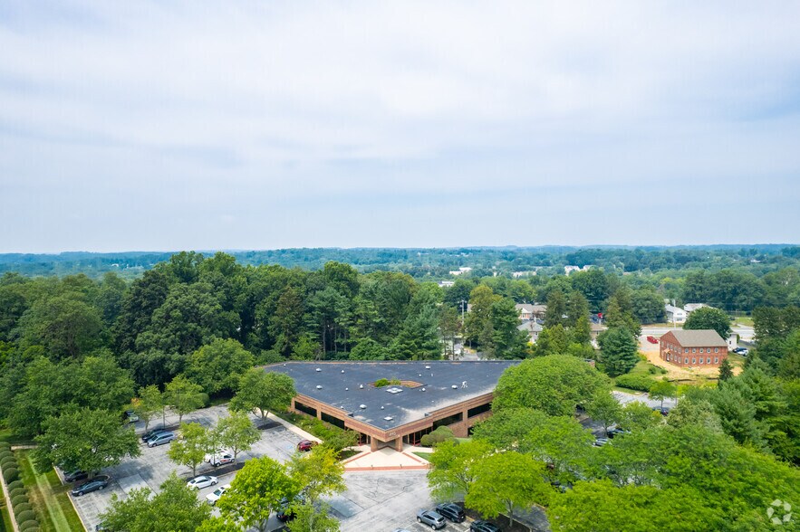 More Photos Of 415 McFarlan Rd, Kennett Square Office For Lease