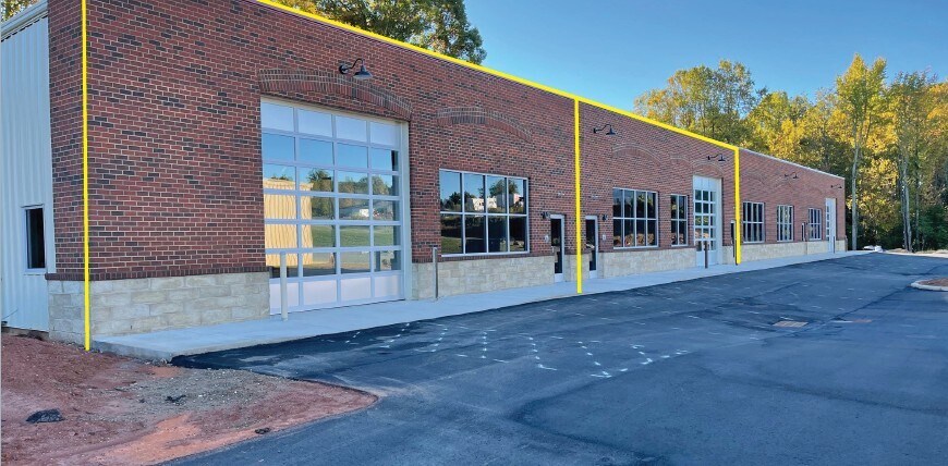 More Photos Of 661 Blue Rock Ct, Winston-Salem Industrial For Lease