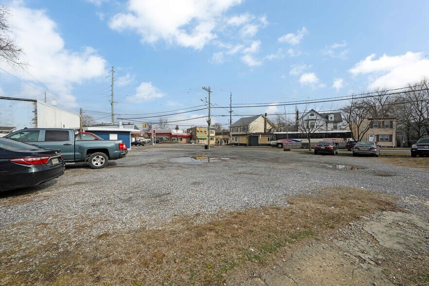 More Photos Of 201 S Broadway, Gloucester City Restaurant For Sale