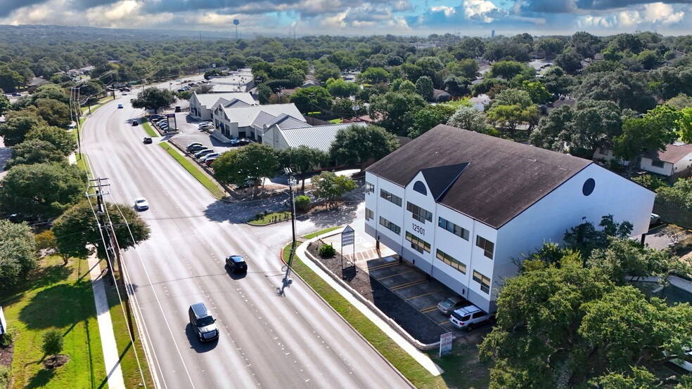 More Photos Of 12501 Judson Rd, San Antonio Medical For Lease