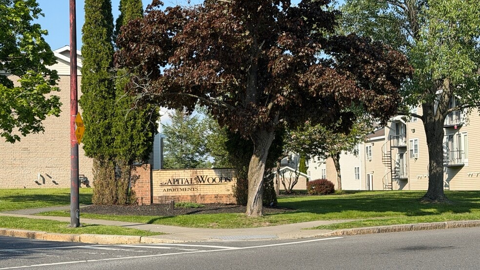 More Photos Of Capital Woods, Albany Apartments For Sale