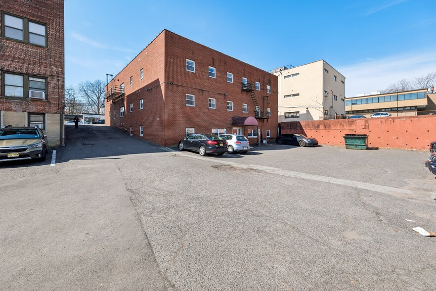 More Photos Of 175 Cedar Ln, Teaneck Medical For Sale