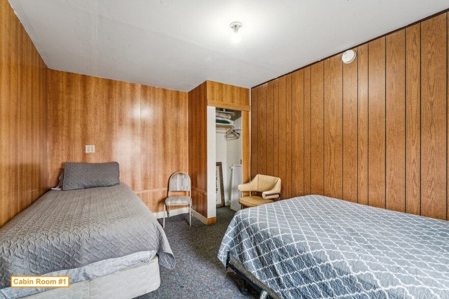 More Photos Of 110 Washington St, Huntington Hospitality For Sale