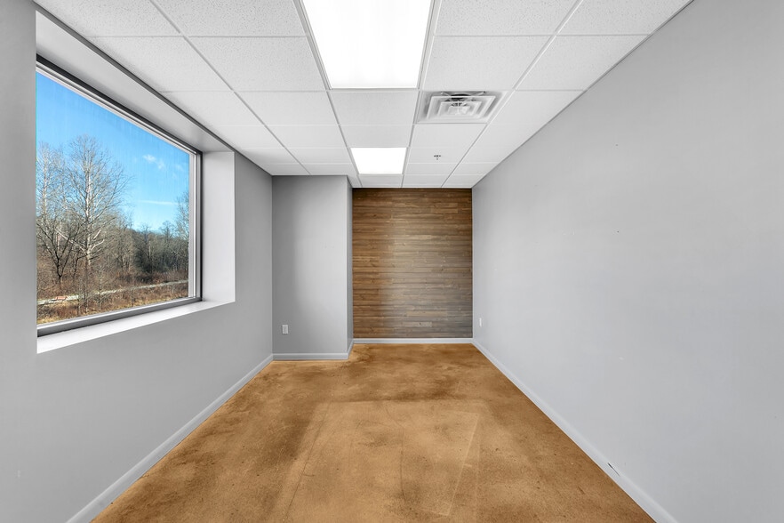 More Photos Of 4491 School Rd S, Murrysville Freestanding For Lease
