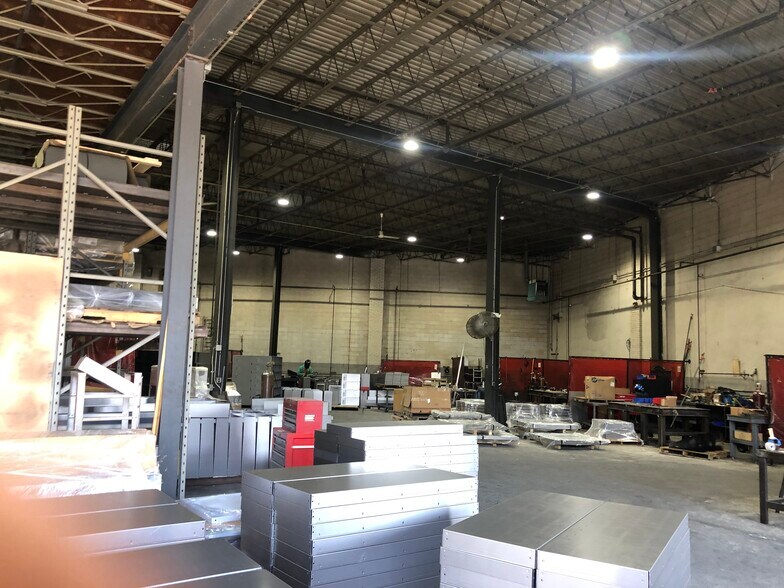 More Photos Of 60 5th Ave, Hawthorne Industrial For Lease