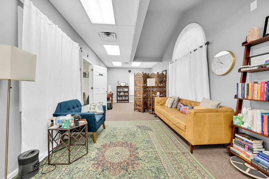 More Photos Of 21 Orchard St, Denville Medical For Lease